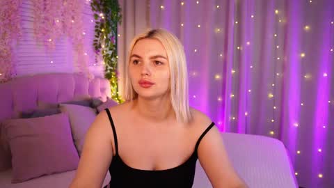  Amelia  online show from 05/04/26, 03:57
