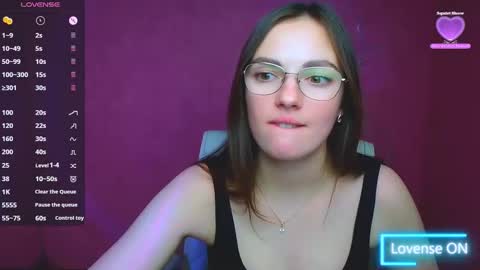 Amelie online show from 12/16/24, 02:05