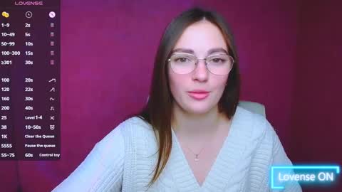 Amelie online show from 12/24/24, 12:33