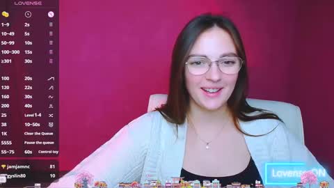 Amelie online show from 12/24/24, 04:40