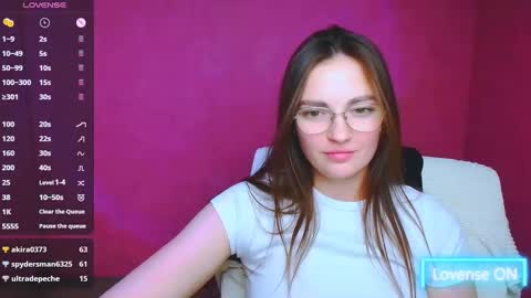 Amelie online show from 12/25/24, 03:49