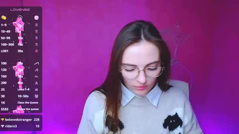 Amelie online show from 01/30/25, 03:19