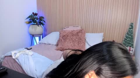 Amelie online show from 12/11/24, 04:42