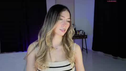 Isabella online show from 06/15/26, 02:47