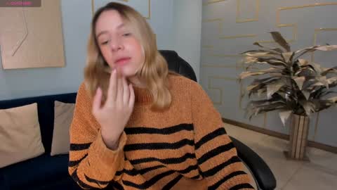 Snapshot of ameliegraham chatting on 12/27/24, 11:06 Amelie Graham online show from 12/27/24, 11:06