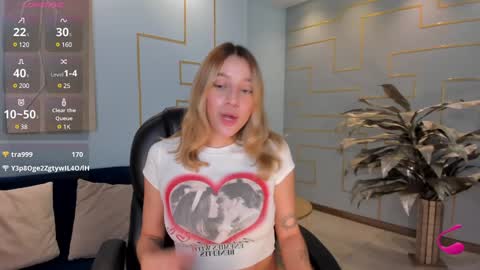 Snapshot of ameliegraham chatting on 12/27/24, 02:22 Amelie Graham online show from 12/27/24, 02:22