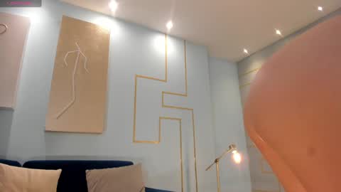 Snapshot of ameliegraham chatting on 12/28/24, 05:25 Amelie Graham online show from 12/28/24, 05:25