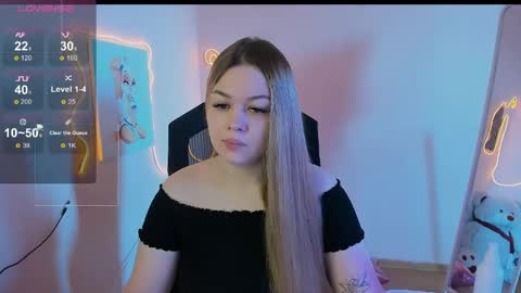 Amelie online show from 04/24/26, 02:03