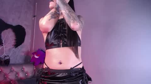 AMELIEROUS .. see you tomorrow  kisses online show from 11/14/25, 02:21