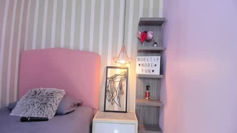 Victoria online show from 09/12/25, 07:25