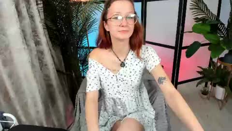 Amelie  online show from 06/25/26, 03:39