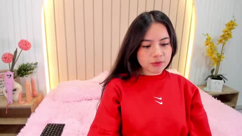 Snapshot of ameliiaa_smith chatting on 01/07/25, 11:03 Amelia online show from 01/07/25, 11:03