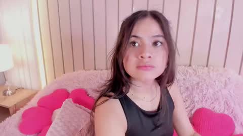 Snapshot of ameliiaa_smith chatting on 09/25/25, 10:35 Amelia online show from 09/25/25, 10:35