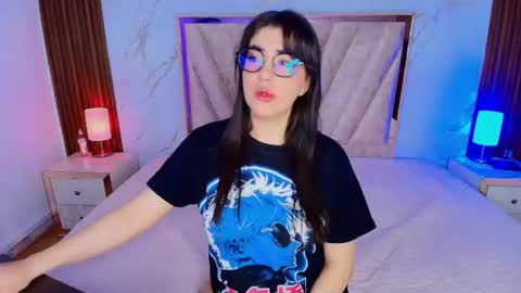 Snapshot of ameliie_saenz chatting on 07/09/26, 12:20 Ameli online show from 07/09/26, 12:20