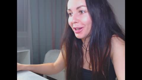 Snapshot of amelinamersi chatting on 09/18/25, 05:15 amelinamersi online show from 09/18/25, 05:15