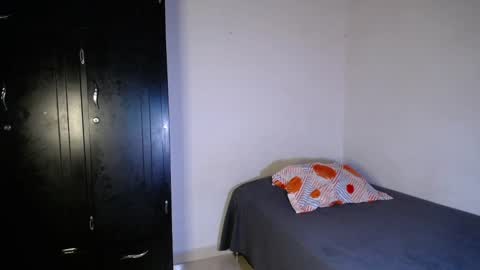 Snapshot of amelycaro chatting on 01/02/25, 05:14 Amely  online show from 01/02/25, 05:14