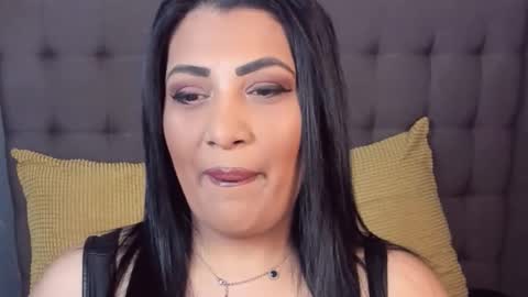 amelycube343767 online show from 01/11/26, 06:57