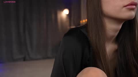 Amy  online show from 11/03/25, 01:51