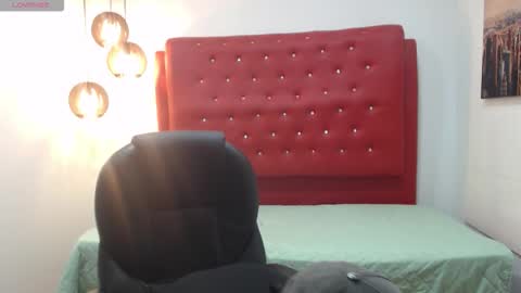 amethystshadow online show from 12/14/25, 04:23