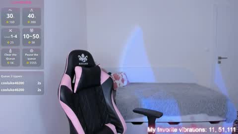 Hi-hi I am Kate welcome to my sexy room online show from 03/31/26, 04:18