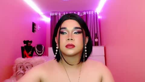 Queen Mireska online show from 02/03/25, 05:35