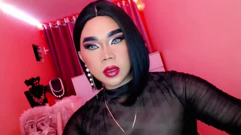 Queen Mireska online show from 03/05/25, 12:00