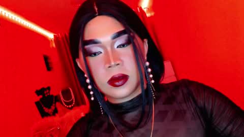 Queen Mireska online show from 03/06/25, 04:07