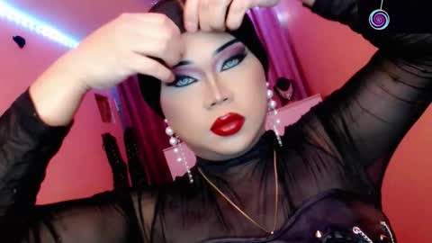 Queen Mireska online show from 02/10/26, 04:00