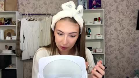 Kate online show from 03/05/26, 04:30