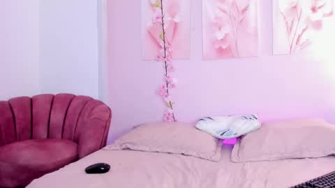 AmiiClark  online show from 02/06/26, 07:17