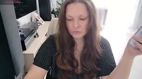 Snapshot of amilafran chatting on 06/17/26, 03:09 Mila online show from 06/17/26, 03:09