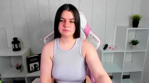 Snapshot of amilia_may chatting on 05/22/26, 09:26 amilia_may online show from 05/22/26, 09:26