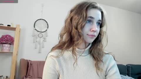 Emily online show from 04/05/26, 09:34