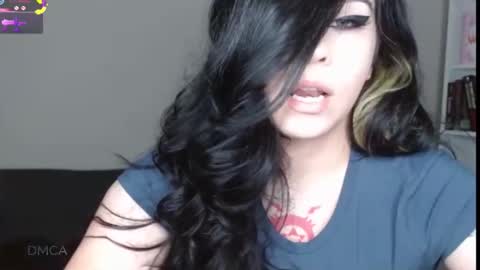 amilust online show from 11/28/25, 10:12