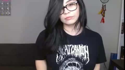 amilust online show from 02/15/26, 10:17