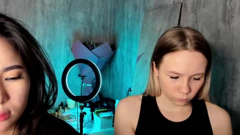 Amina online show from 02/22/25, 10:20