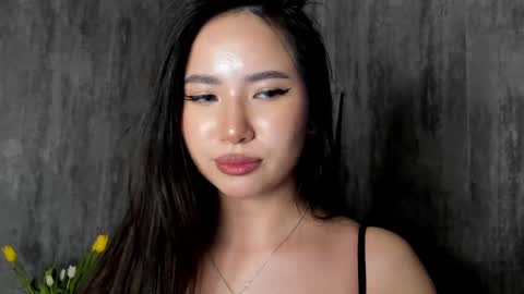 Amina online show from 03/09/25, 09:03