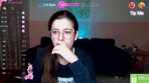 Amina online show from 02/21/25, 12:28