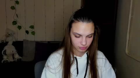 Amina online show from 12/10/24, 11:00