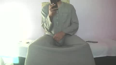 Amir online show from 10/18/25, 05:21