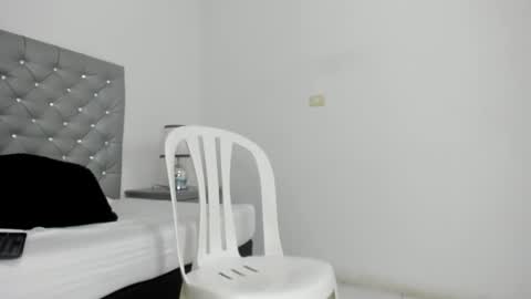 Snapshot of amir_mikelsen chatting on 02/12/25, 01:16 Mikelsen online show from 02/12/25, 01:16