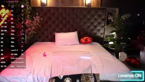 Kate online show from 02/08/26, 01:47