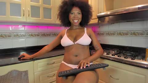 amirajones online show from 05/30/26, 08:17