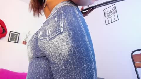 hi guys im ariani ill be off till december 1st for vacation if u want u can add me on snapchat by bio and talk or play there online show from 01/08/25, 08:07