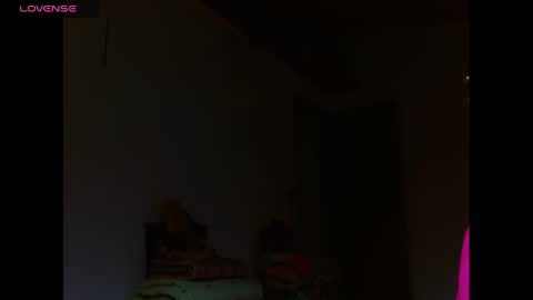 amitlu_ online show from 12/24/24, 07:44