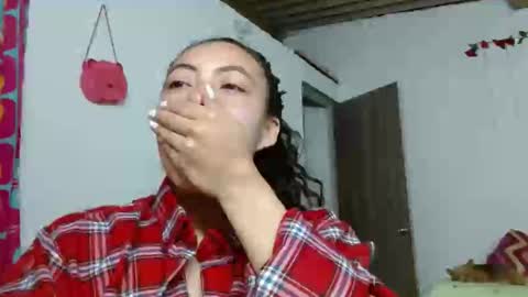 amitlu_ online show from 10/25/25, 07:08