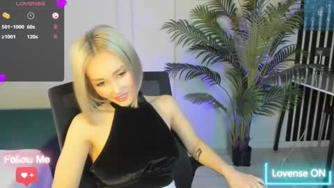 Snapshot of amiwong chatting on 02/23/25, 02:51 amiwong online show from 02/23/25, 02:51