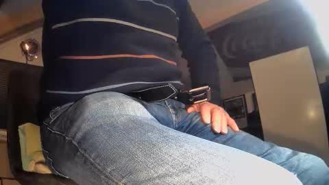 Snapshot of amjan19 chatting on 03/01/26, 02:41 amjan19 online show from 03/01/26, 02:41