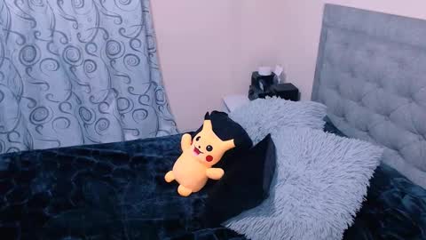 diana online show from 02/21/25, 12:05