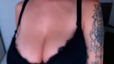 diana online show from 05/15/26, 11:23